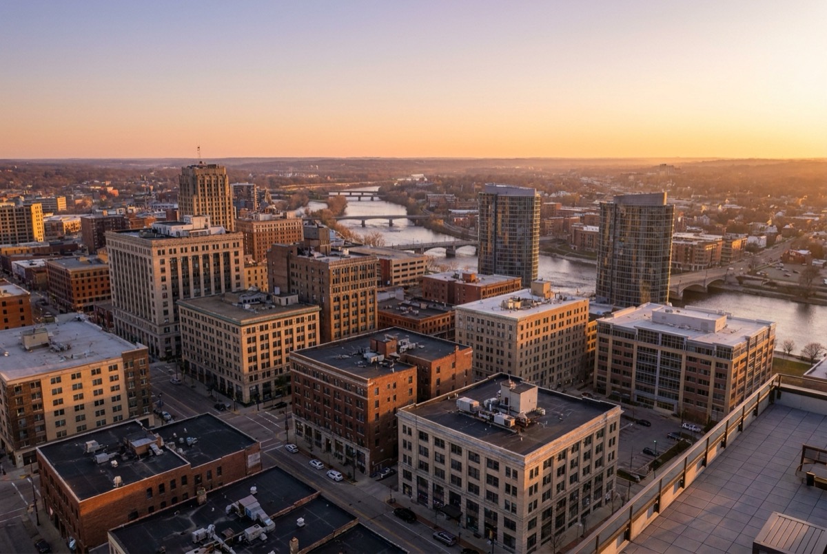 Sell structured settlement payments in Grand Rapids, Michigan - city overview
